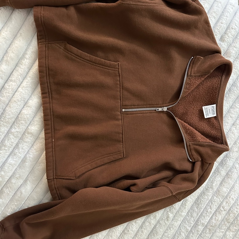 VS pink Half-Zip Fleece Pullover